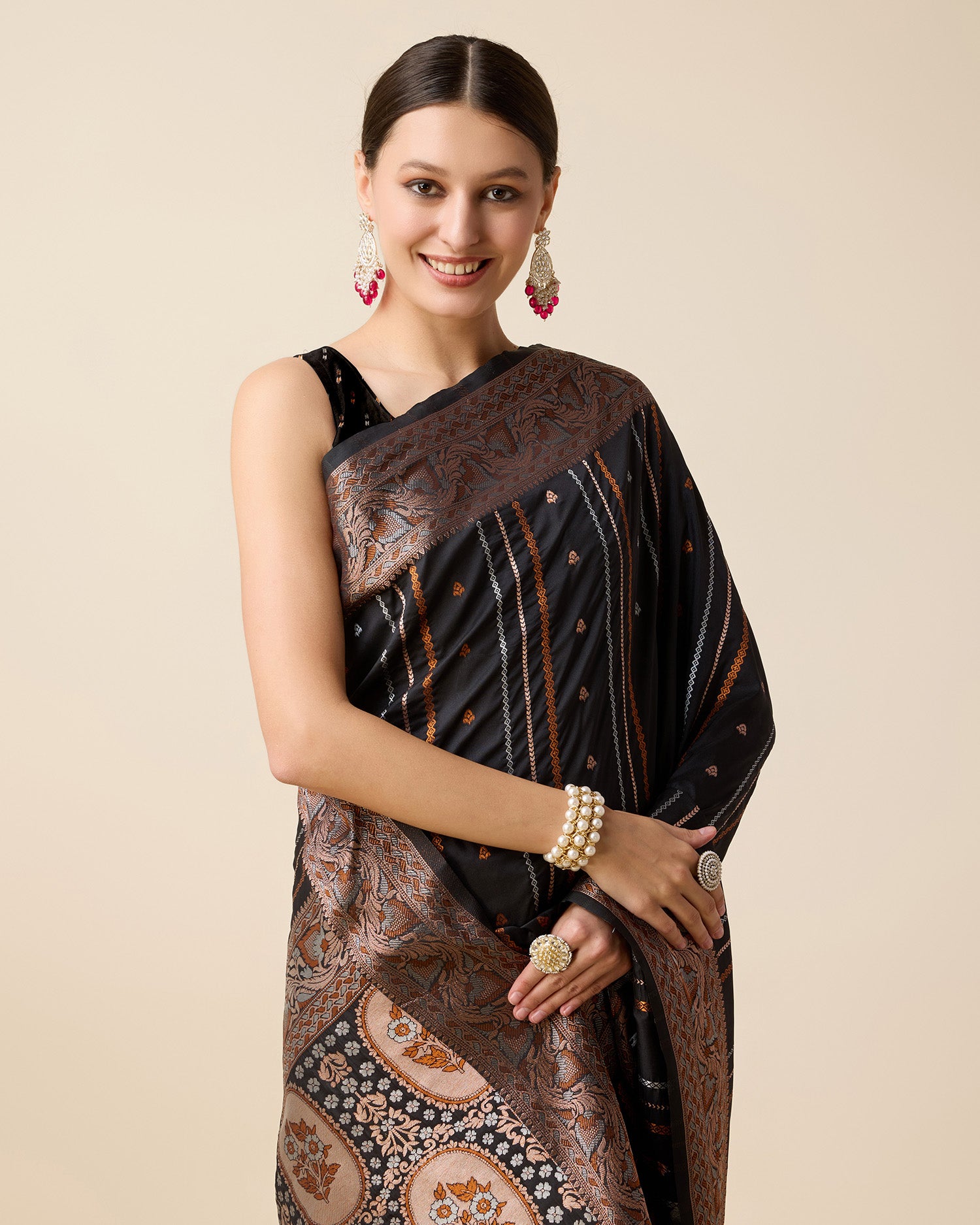 Black Jacquard Silk Saree with Sona Chandi Zari & Pure 3 Zari Floral Weaving