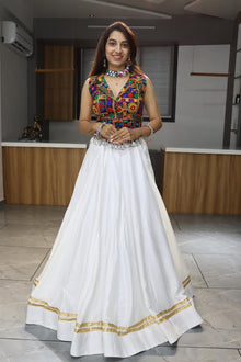 Elegant White Lehenga Choli with Multicolor Kutchi Embroidered Blouse Perfect for Navratri