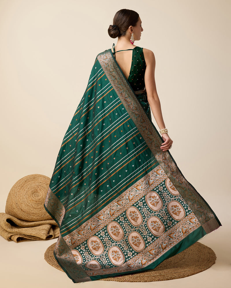 Pure Jacquard silk saree in deep green with sona chandi zari, vibrant 3 zari weaving