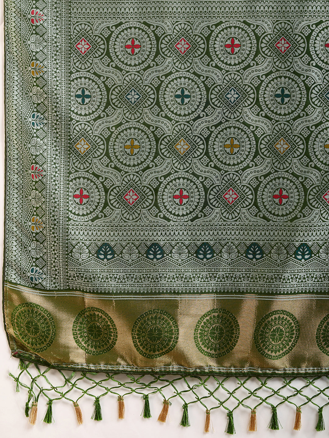 Pure Green Silk Saree with Mina Kari Weaving and Rich Pallu Traditional Wedding Wear
